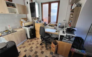 Central - Casa + Spatiu comercial stradal - Strada Predeal - Poză 14