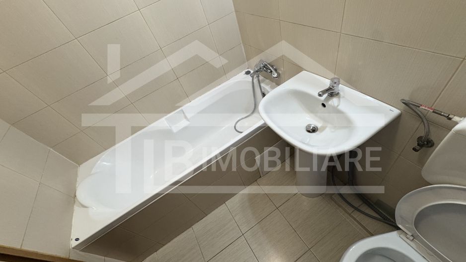 Apartament cu 3 camere, 80mp, Zona UMFST - Poză 9