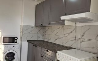 Garsonieră spațioasă cu vedere panoramică, 2 balcoane - Poză 8