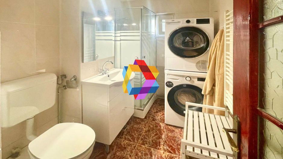 Apartament cu patru camere, zona Judetean 77mp - Poză 8