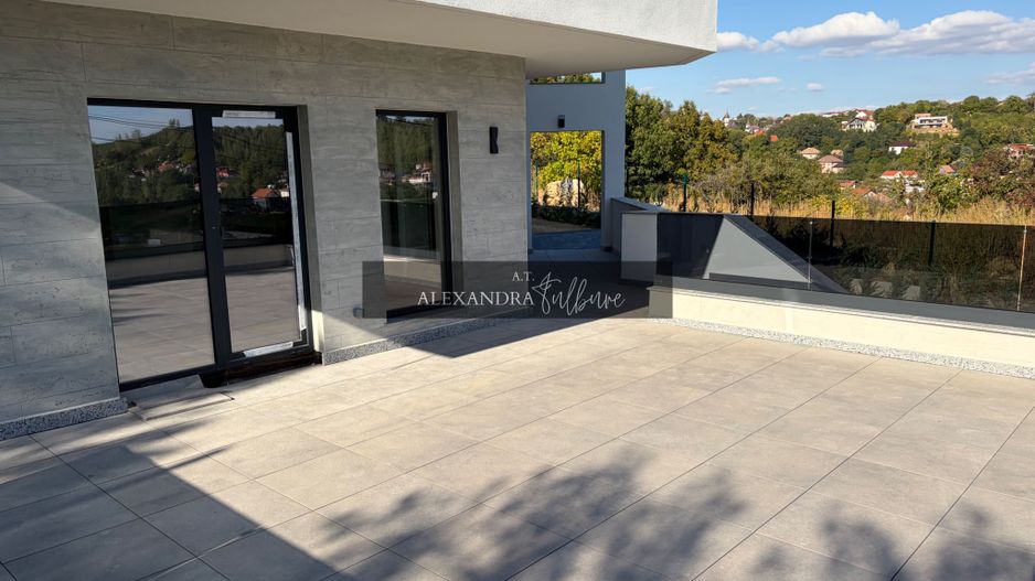Casa individuala 4 camere, 3 bai, S+P+ET,  garaj, terasa - Poză 9