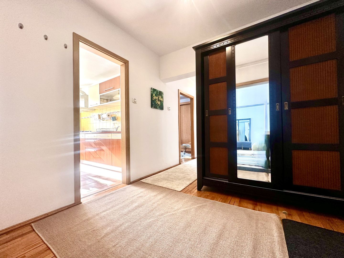 De închiriat apartament cu 4 camere în zona Take Ionescu - Poză 7