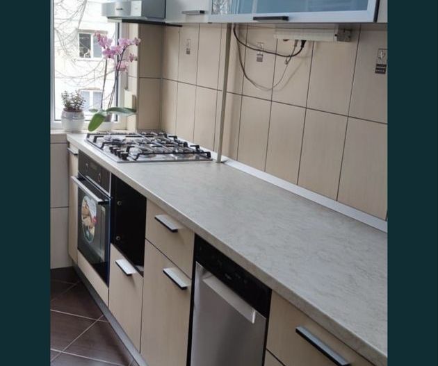 Apartament 3 camere - Poză 1