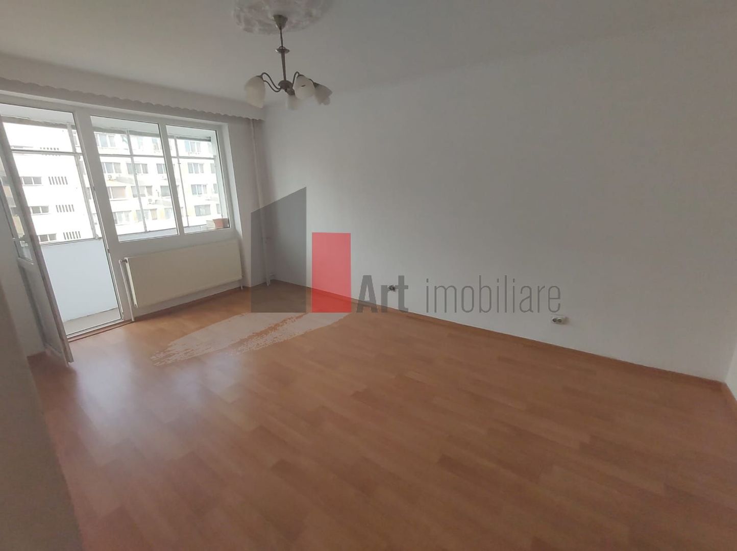 Vânzare apartament decomandat 3 camere cu centrală - Str. Baciului - Poză 12