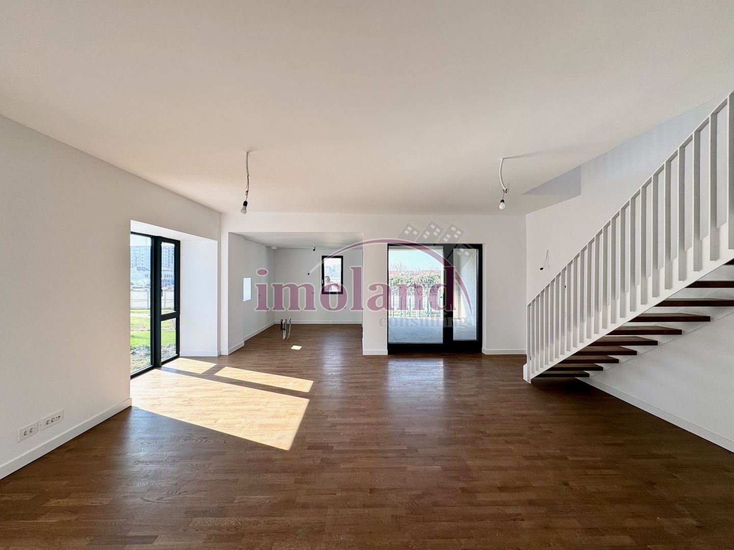 Vanzare - Apartament cu 4 camere | Duplex | Parkview | Avalon Estate-Pipera - Poză 2