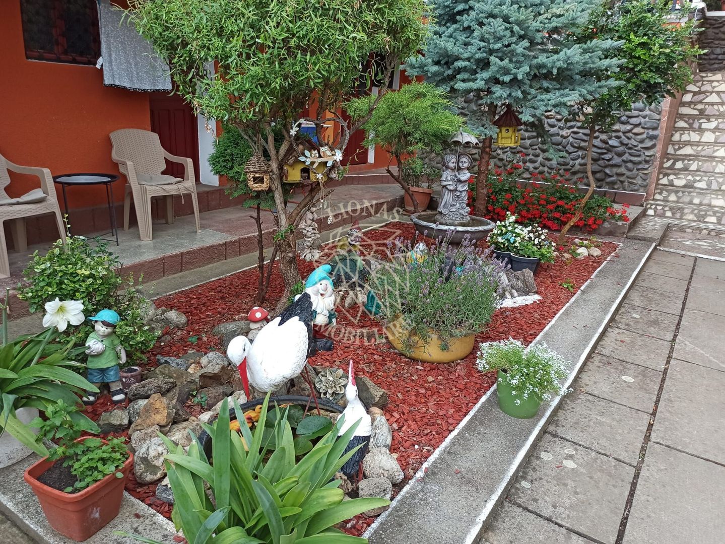 Casa 190 mp-teren 1860 mp-garaj-curte amenajata-Valea Sigmirului - Poză 6