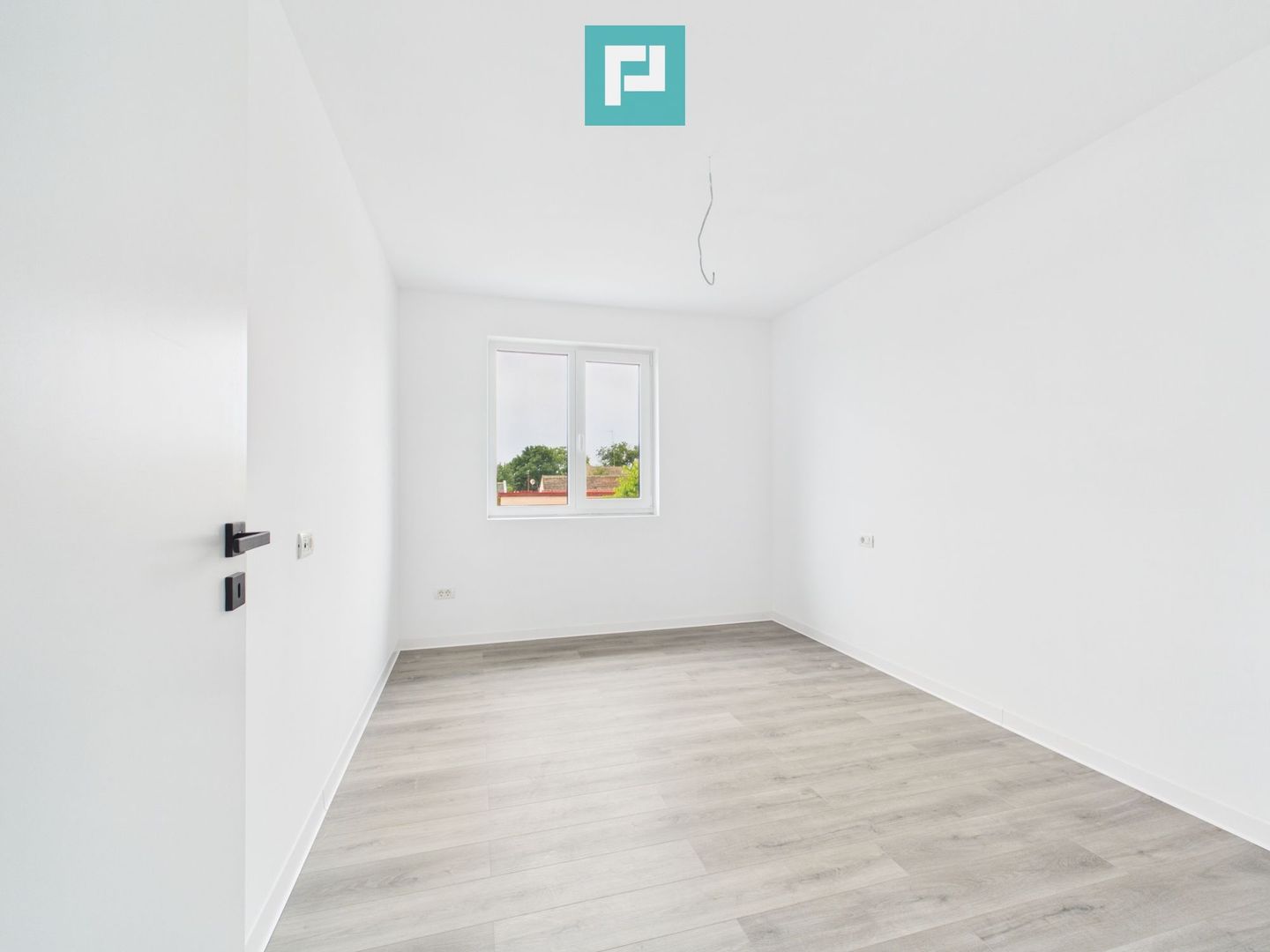 Duplex premium 4 camere | Finisaje premium | Utvin - Poză 13