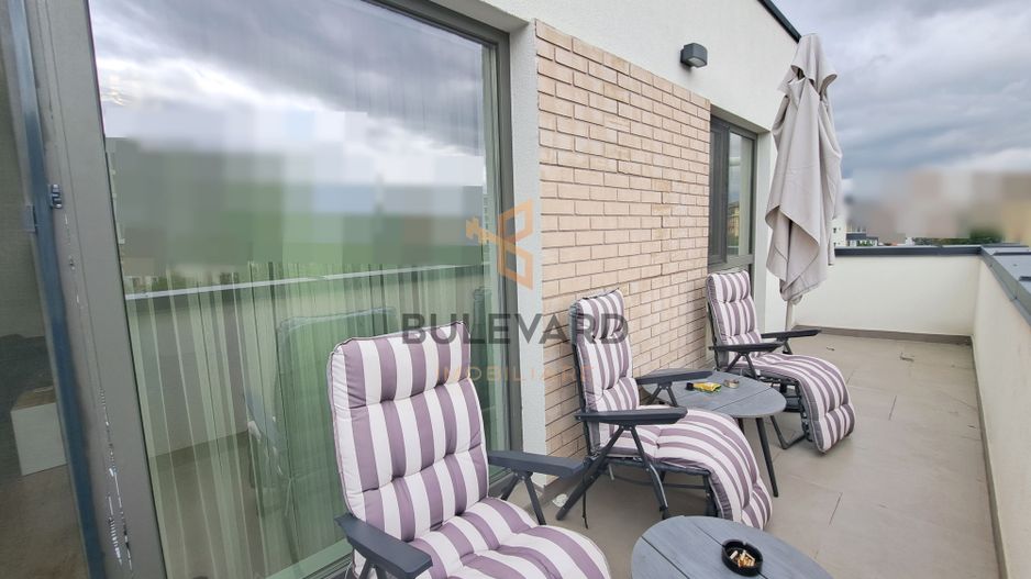 Apartament 2 camere, terasa de 15 mp, Centru! - Poză 1