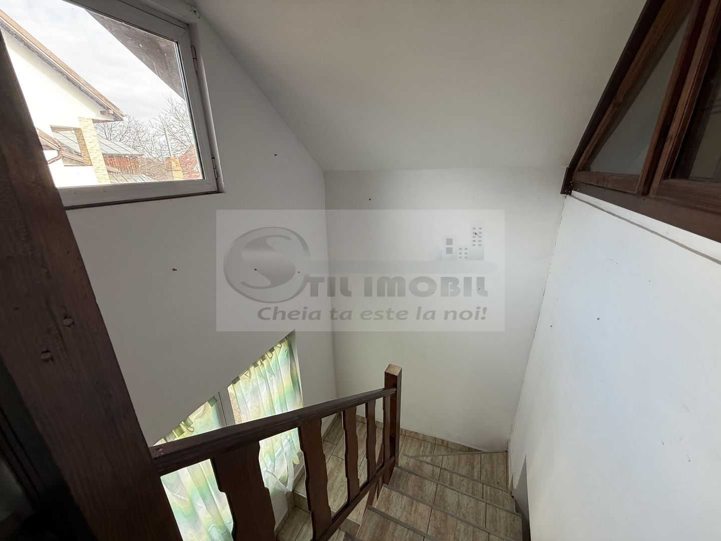 CASA INDIVIDUALA MOARA DE VANT S+P+M BECI GARAJ - Poză 20