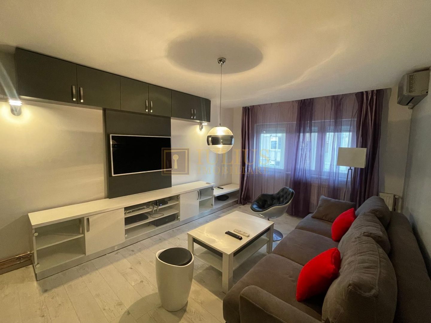 Soarelui, langa Parcul Padurice; centrala proprie, 2 bai. - Poză 1