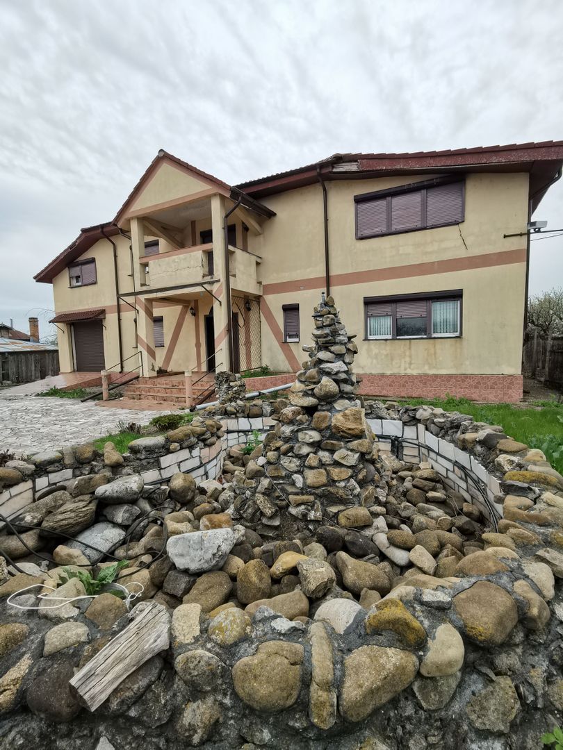 Casa 6 camere  Urechesti-Vrancea constructie 2008 - Poză 11