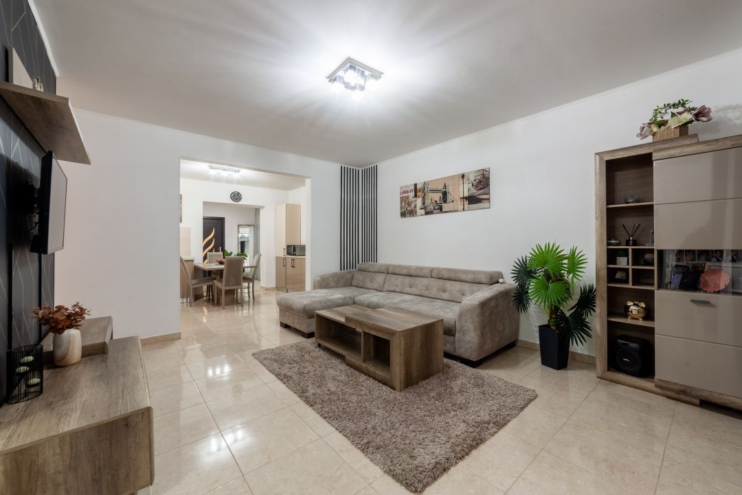Casa tip duplex - Cartier Trivale - mobilată și utilată parțial - Poză 2