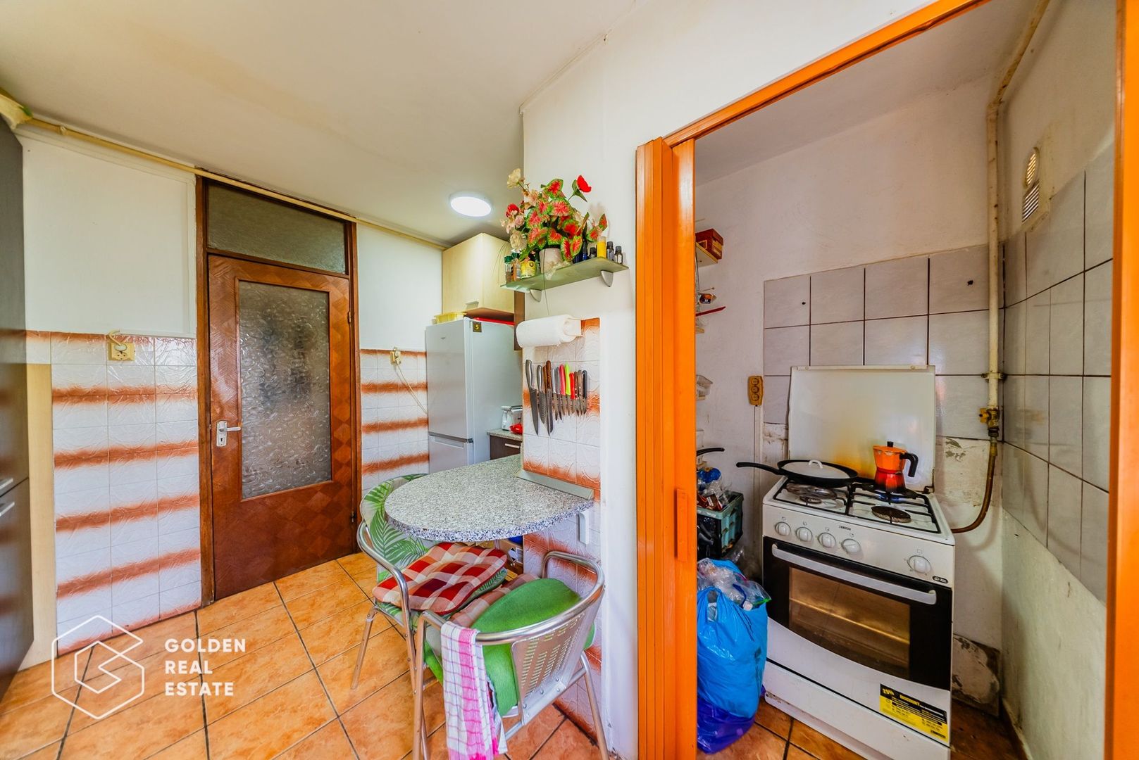 Apartament 4 camere, Micalaca, zona Miorita, etaj 3, decomandat, comision 0% - Poză 13