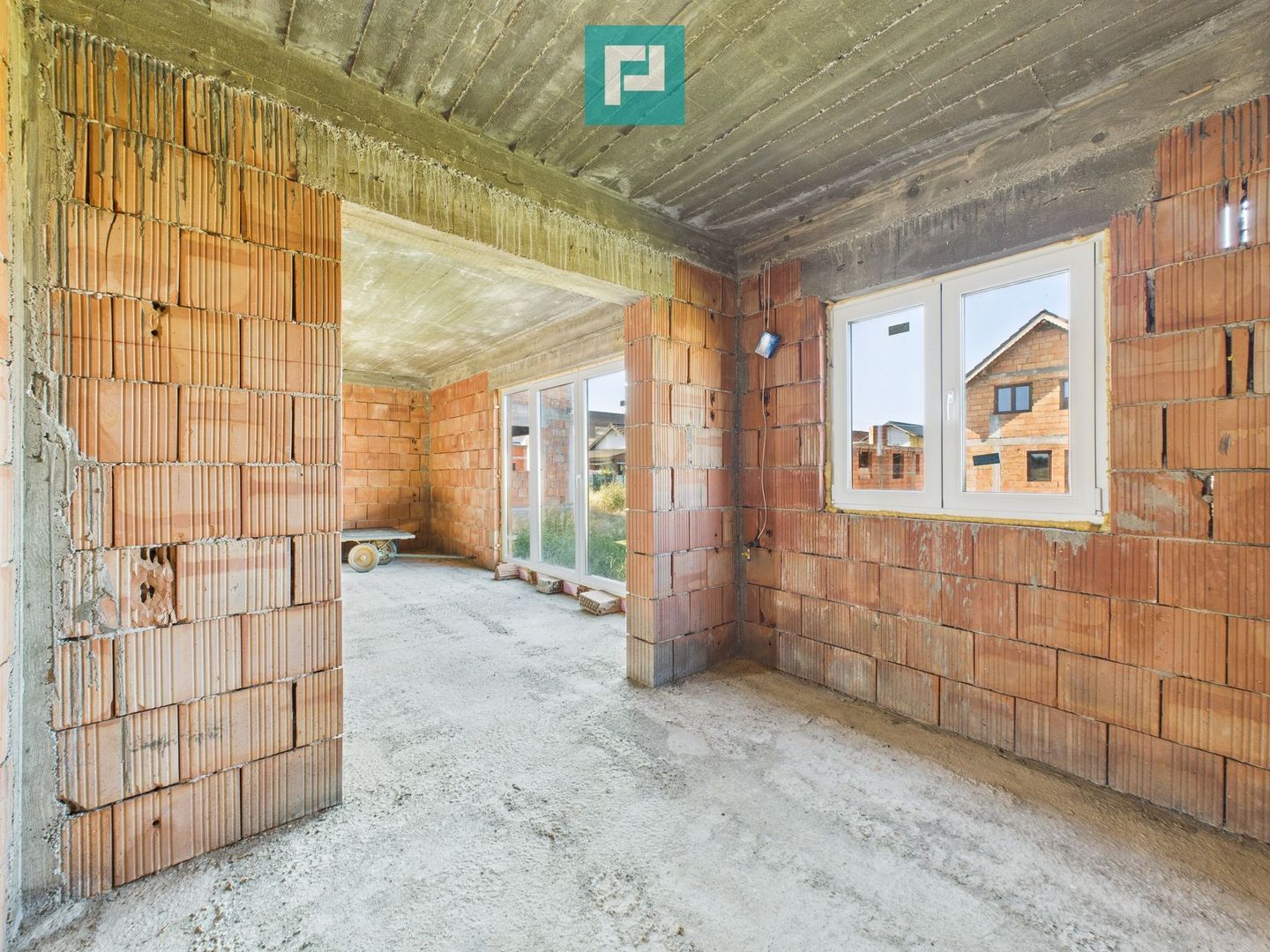 Casă la roșu P+M de vânzare–Cartier nou, Fântânele - Poză 20