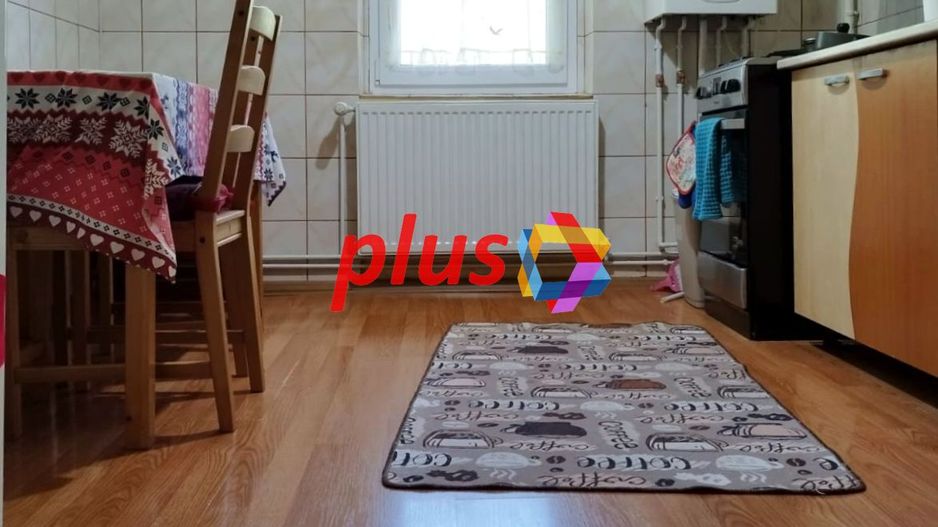 Apartament cu doua camere, zona Racadau 54 mp - Poză 4