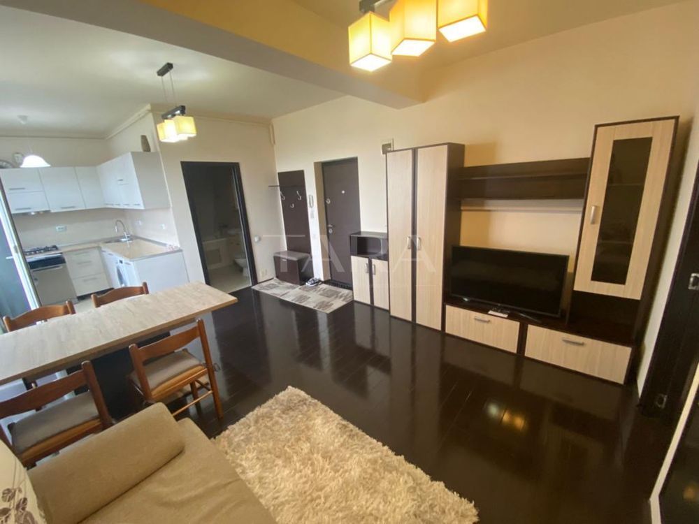 Apartament cu 2 camere, Hotel Italia, Bună Ziua. - Poză 2