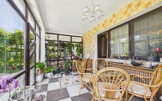 Vilă 10 camere + spațiu comercial | teren 1.300 mp | Otopeni 23 August - Poză 9