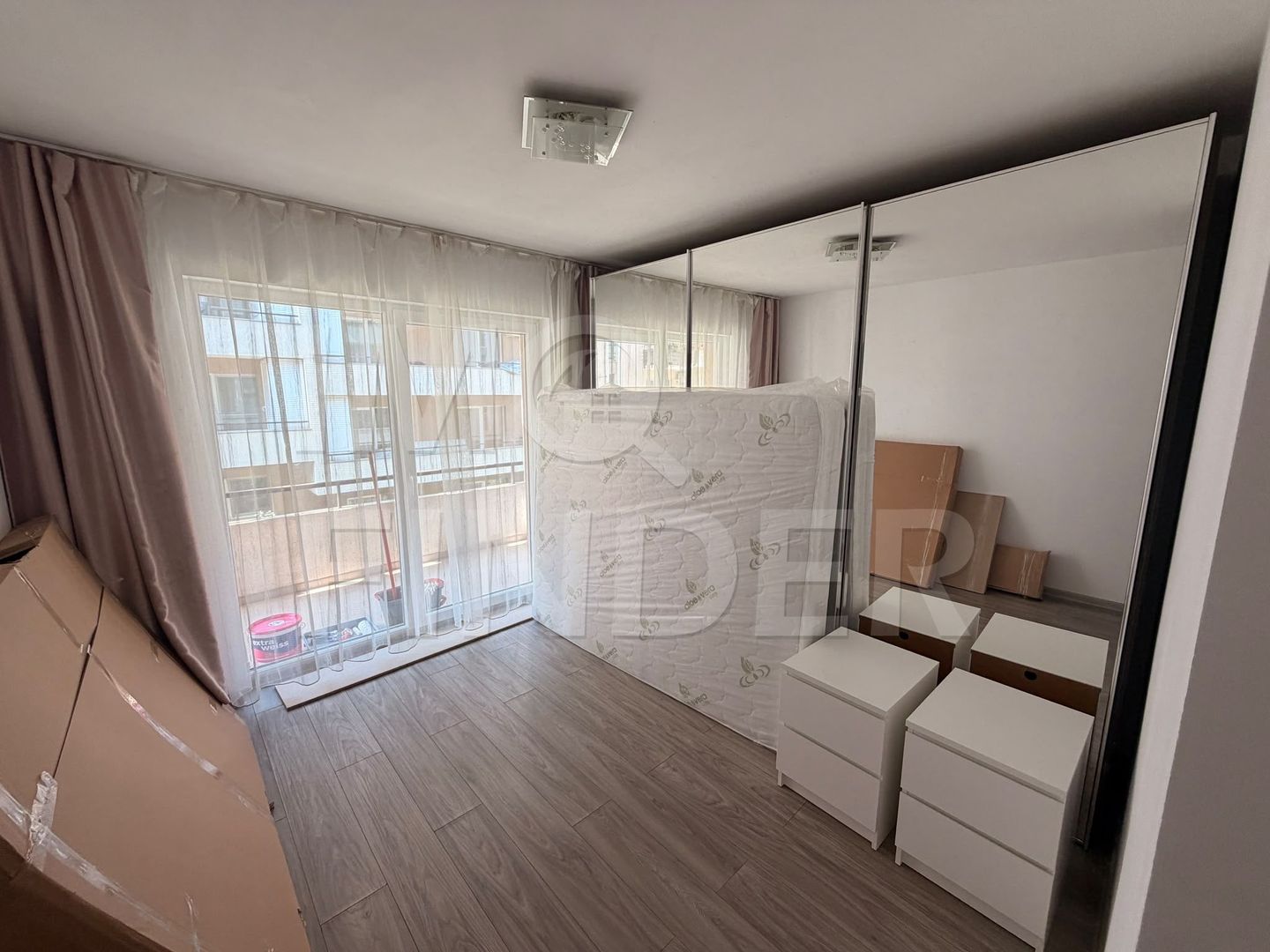 Apartament cu 3 camere, 70 mp, balcon – zona BMW, Florești - Poză 9
