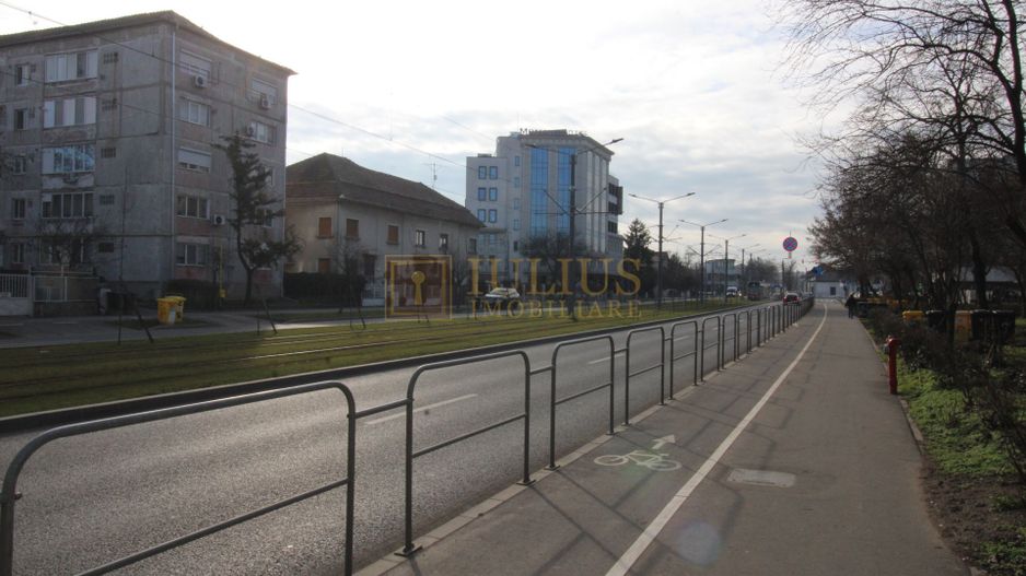 3 camere, Bulevardul Cetatii, zona ideala, centrala proprie - Poză 23