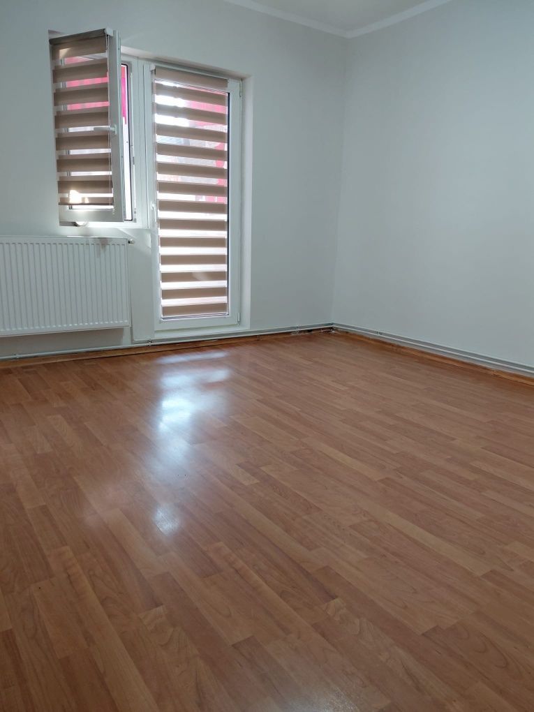 Apartament spațios 2 camere, poziție excelentă – Str. Sirius, Zona Soa - Poză 3