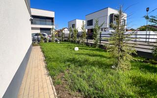 Vilă individuală elegantă, complet mobilată și utilată, lângă parcul și pădurea din Corbeanca - Poză 37