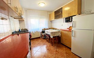 Apartament 3 camera de vânzare in zona Rogerius, Oradea - Poză 8