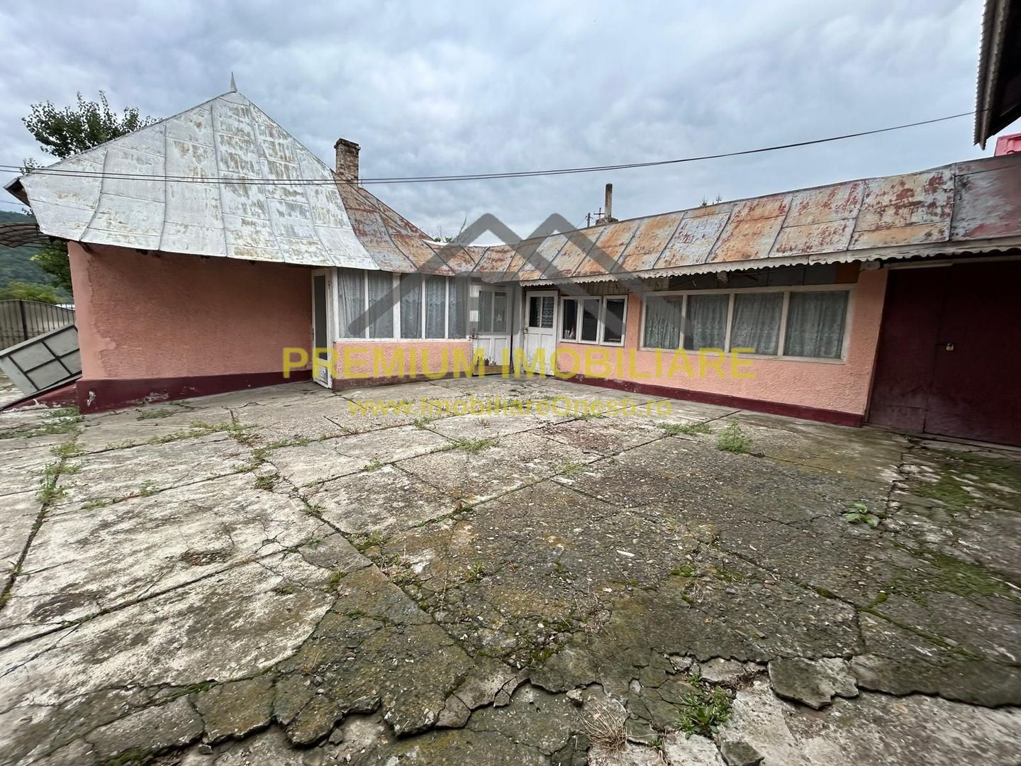 Proprietate de vânzare | 15 km de Onești, DN11 – direcția Bacău - Poză 18