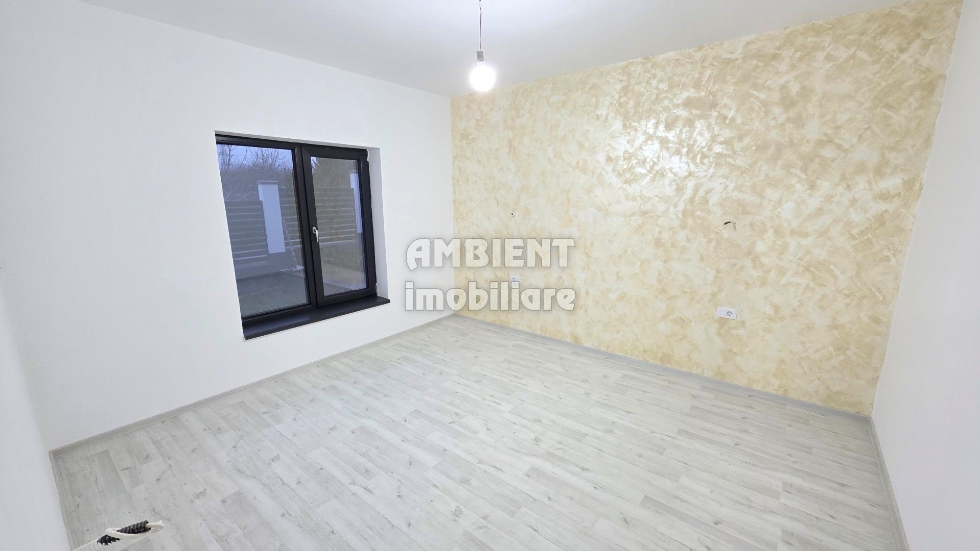 CASĂ individuală, cu teren 450 mp, LA CHEIE, VASLUI-zona FILATURII; - Poză 9