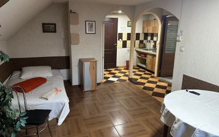 Casa cu 4 apartamente | 9 camere | Curte si Gradina - Poză 2