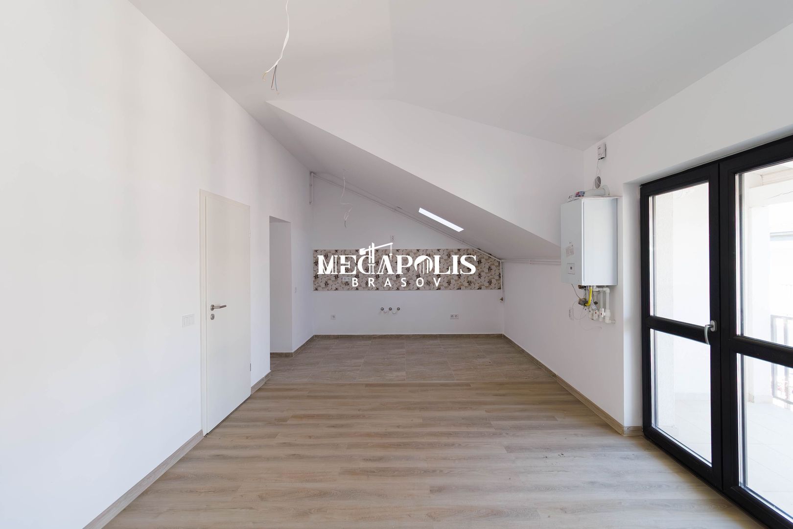 Apartament 3 Camere Sanpetru - Poză 8