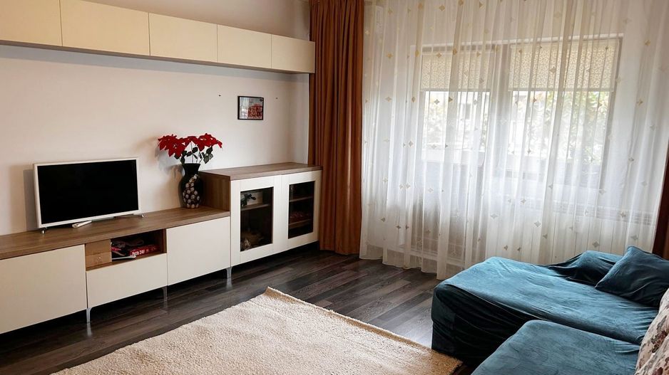Vanzare apartament 2 camere Sebastian - str. Ileana Cosanzeana - Poză 2