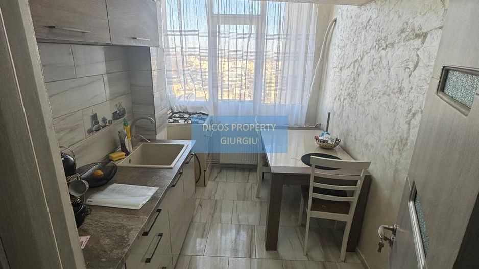 Apartament 3 camere de vânzare – Tineretului, bloc turn - Poză 11