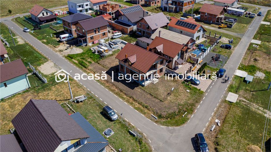 Vandut Vilă la cost de construcție în Fântânele - Poză 1