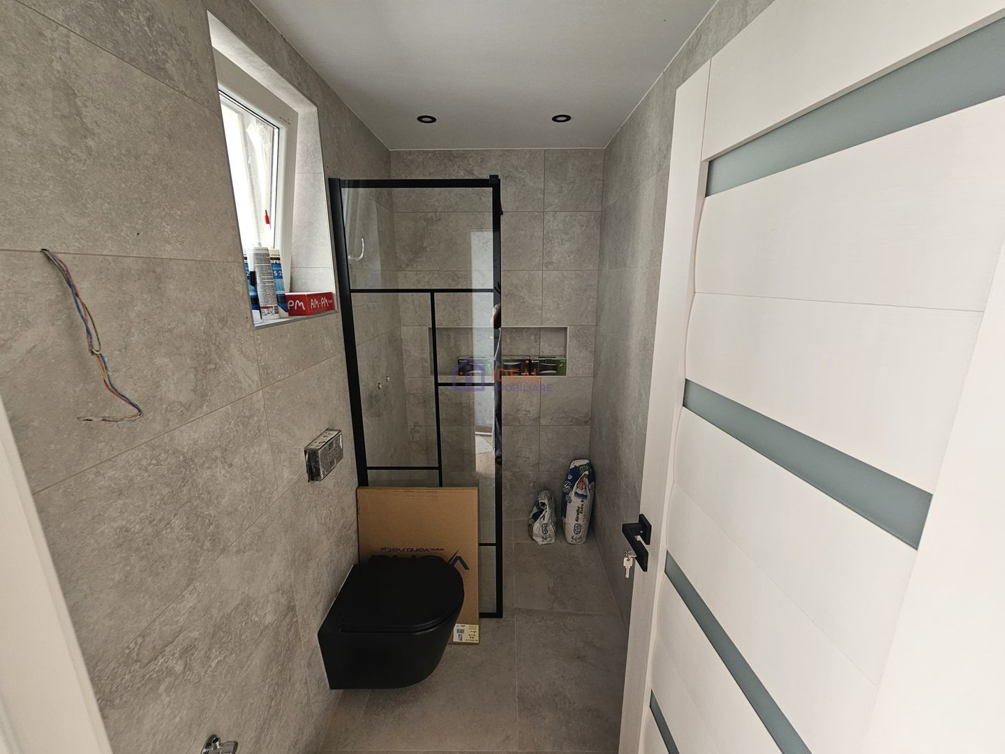 Casa cu 4 camere LA CHEIE in Calea Cisnadiei, zona Casa de Apa - Poză 3