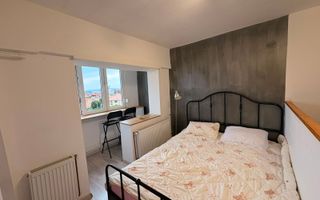 Studio renovat cu balcon inchis si bucatarie separata pe Siretului - Poză 2