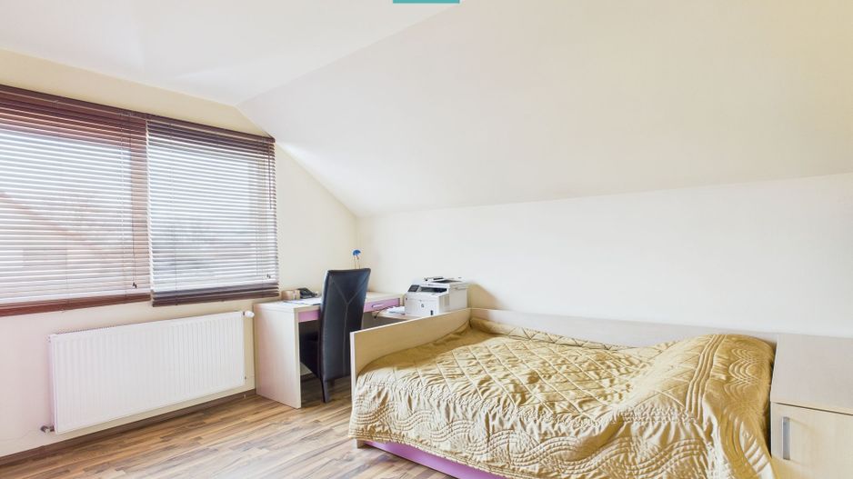 Vilă elegantă cu etaj în Zădăreni - Poză 17