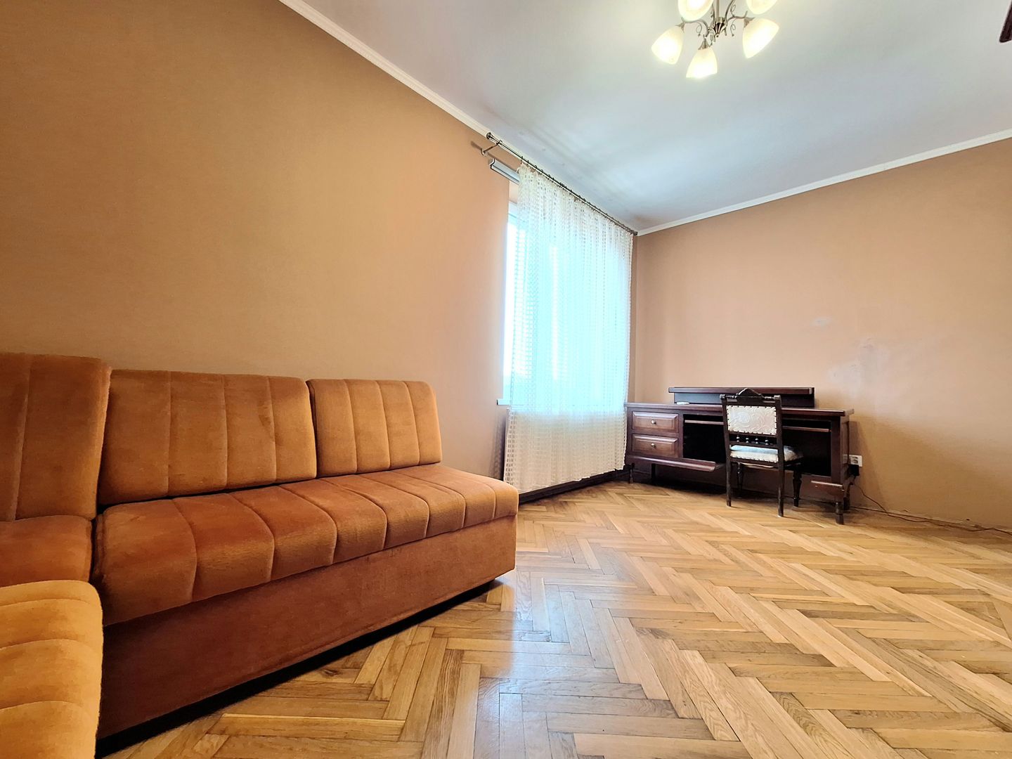 Apartament cu 2 camere, mobilat si utilat, strada Lunga - Brasov. - Poză 5
