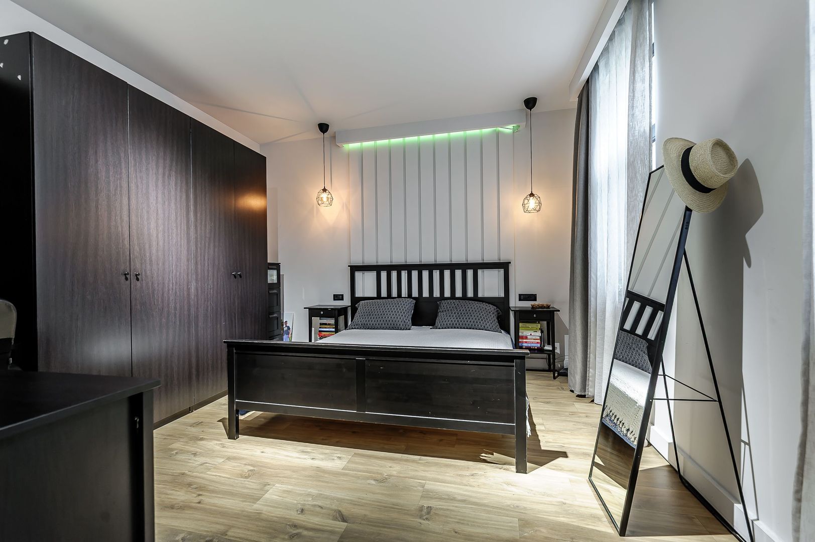 Apartament tip casa, cu gradina proprie, in zona centrala a Aradului - Poză 5