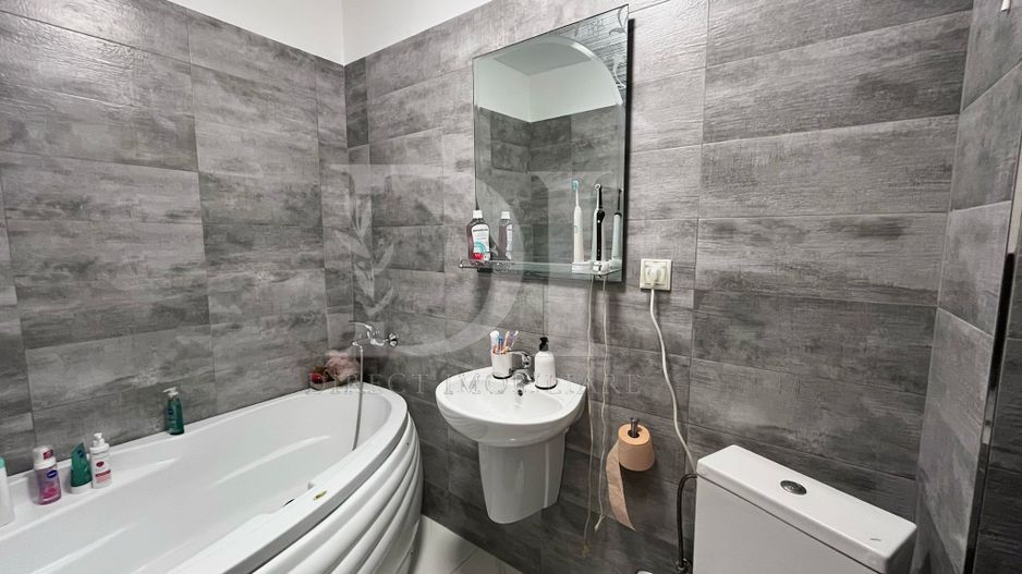 Apartament de 3 camere | de vanzare | Parcare inclusa - Poză 8