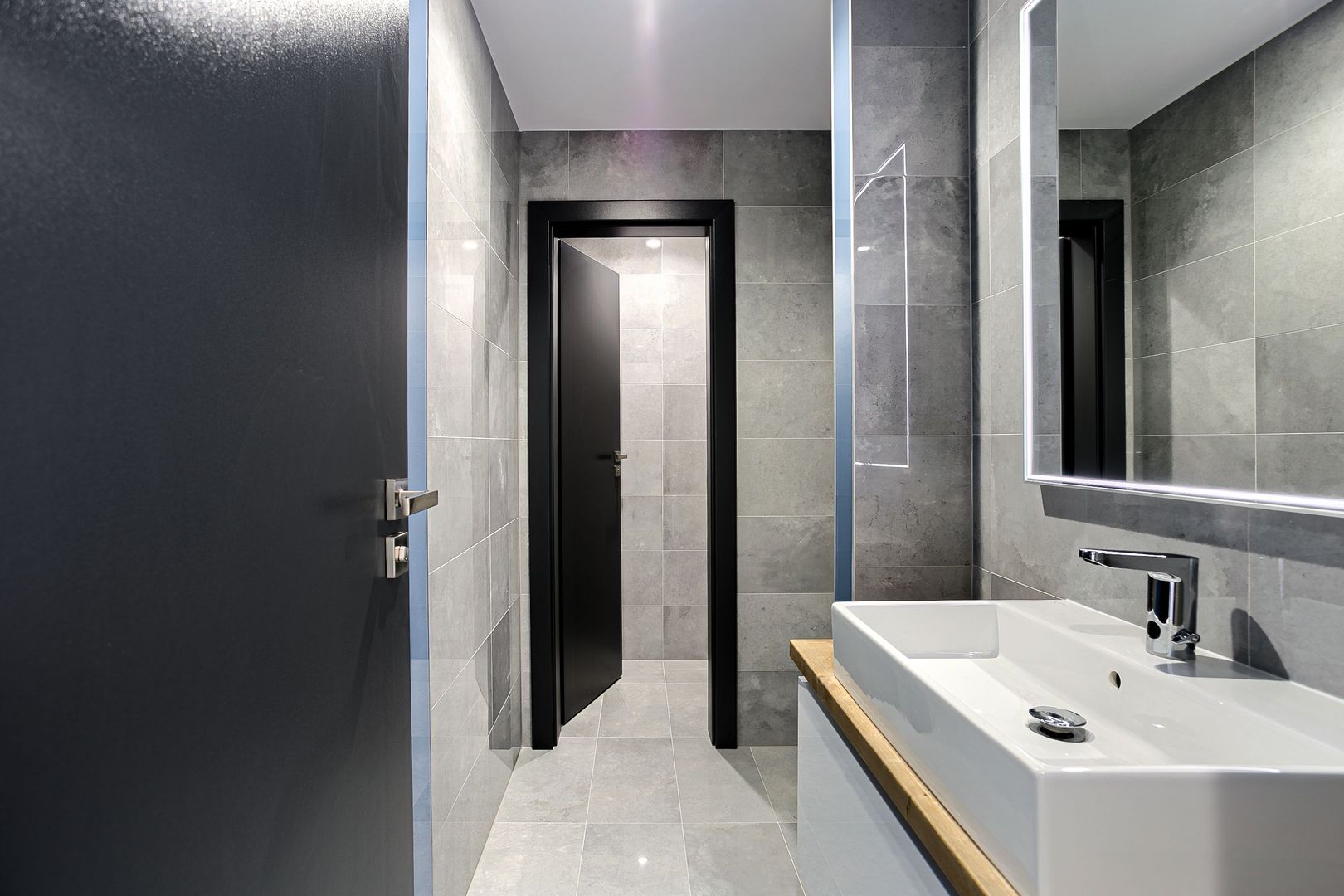 Spațiu modern de inchiriat destinat clinicilor sau companiilor - Poză 10