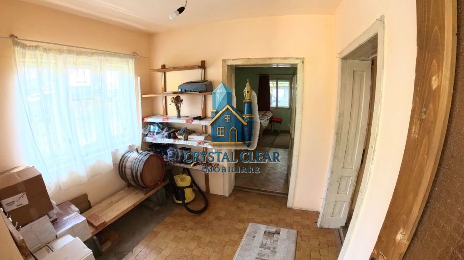 Casă 2 camere + teren 1700 mp - zona Platoul Cornești, str. Trebely - Poză 8