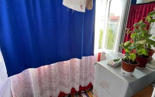 Nicolina 2 Prima Statie  Apartamet 3 Camere Decomandat Bloc Cadre 1985 - Poză 9