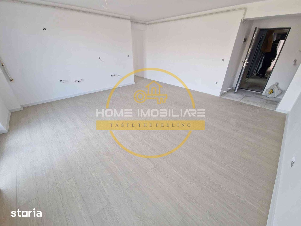 Apart 3 camere decomandat 92 mp,79000 euro - Poză 4