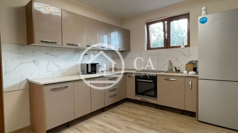 Casa de închiriat  Duplex cu 10 camere în Sanmartin, Oradea - Poză 19