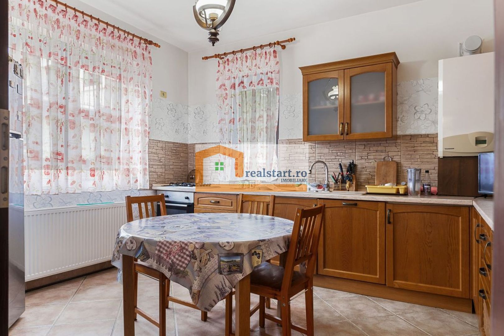 Vanzare Duplex, ideal investitie, piscina exterioara, trifazic - Poză 18