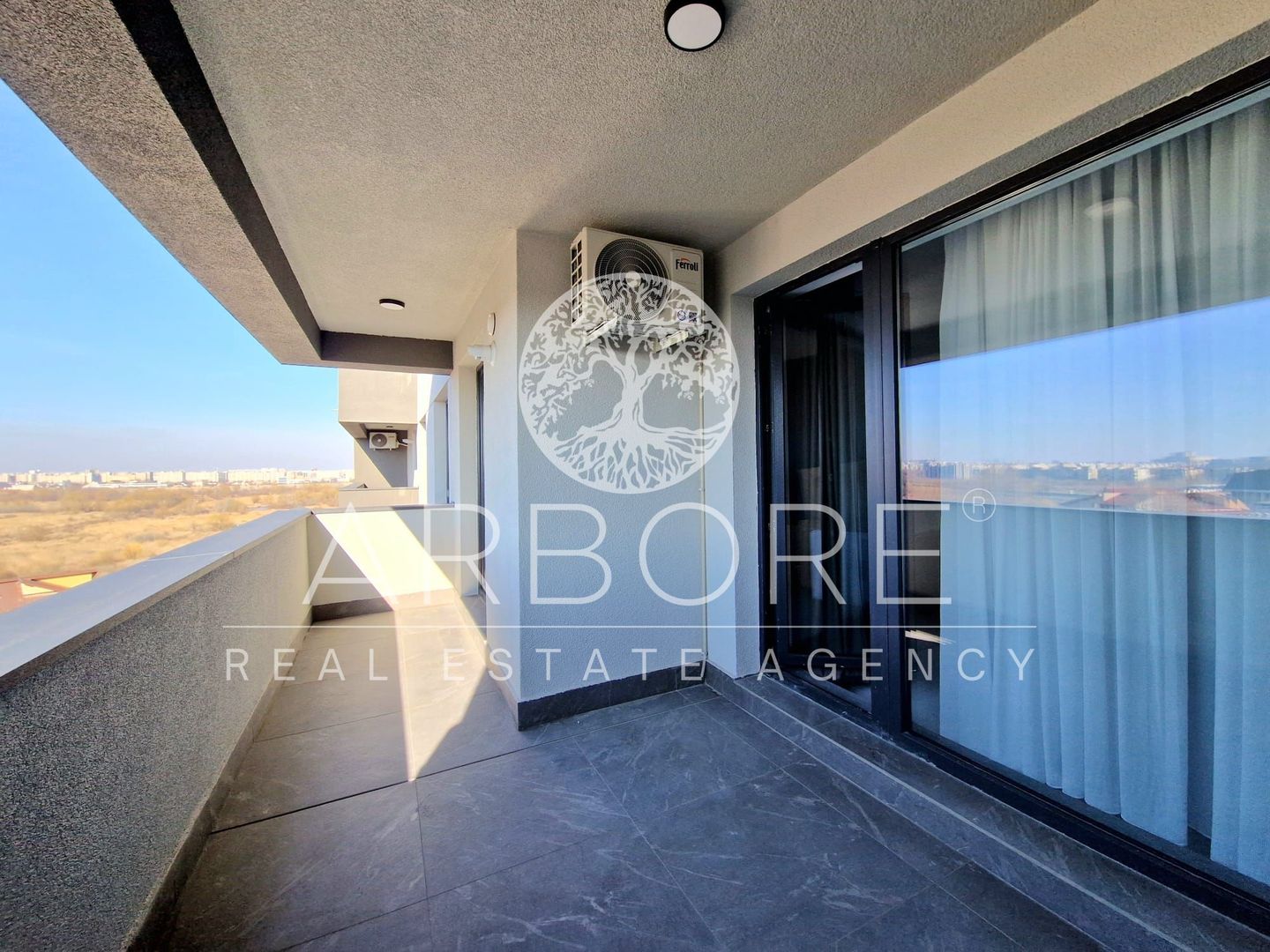 Apartament de lux cu terasa, complet utilat - Poză 16