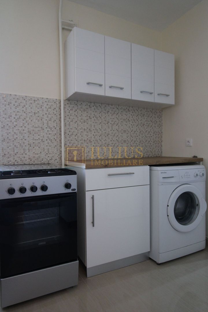 Medicina - Iulius Mall, dormitor cu pat matrimonial. - Poză 7