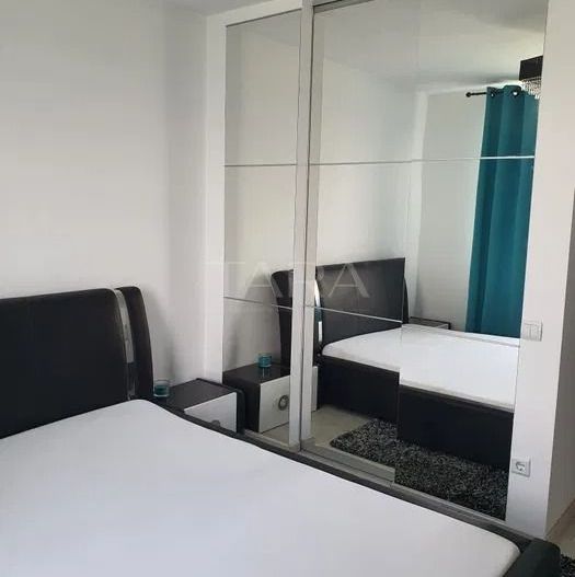 Vand apartament cu 2 camere in Floresti. - Poză 5