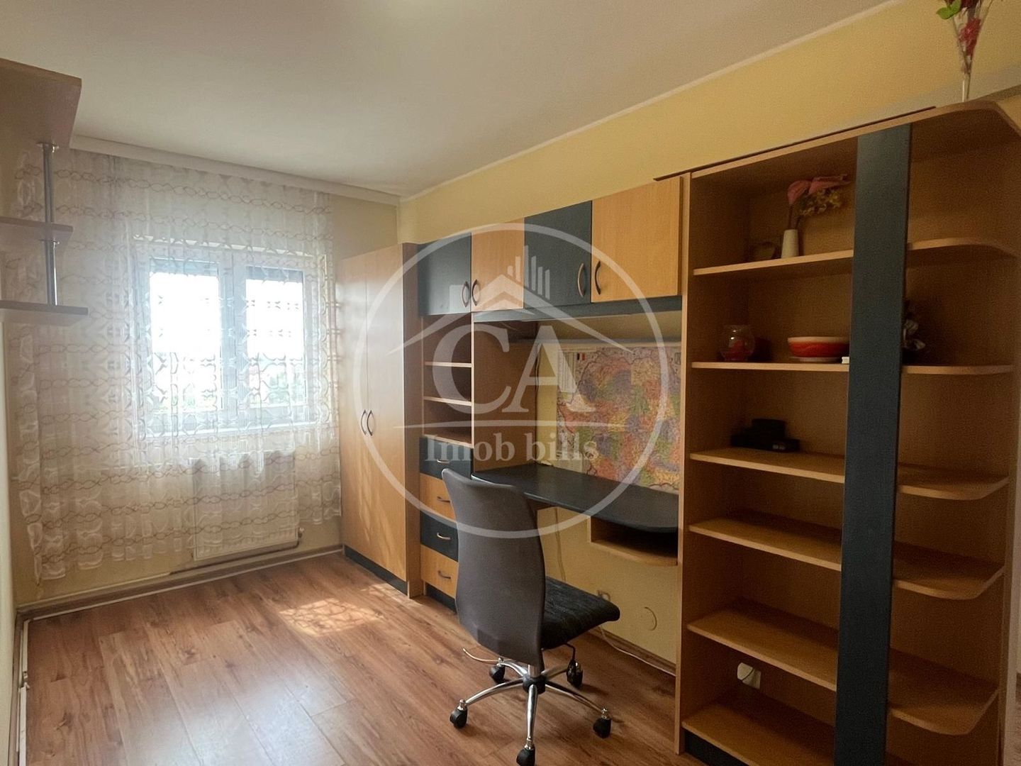 Apartament de închiriat cu 3 camere în zona Nufărul, Oradea - Poză 6