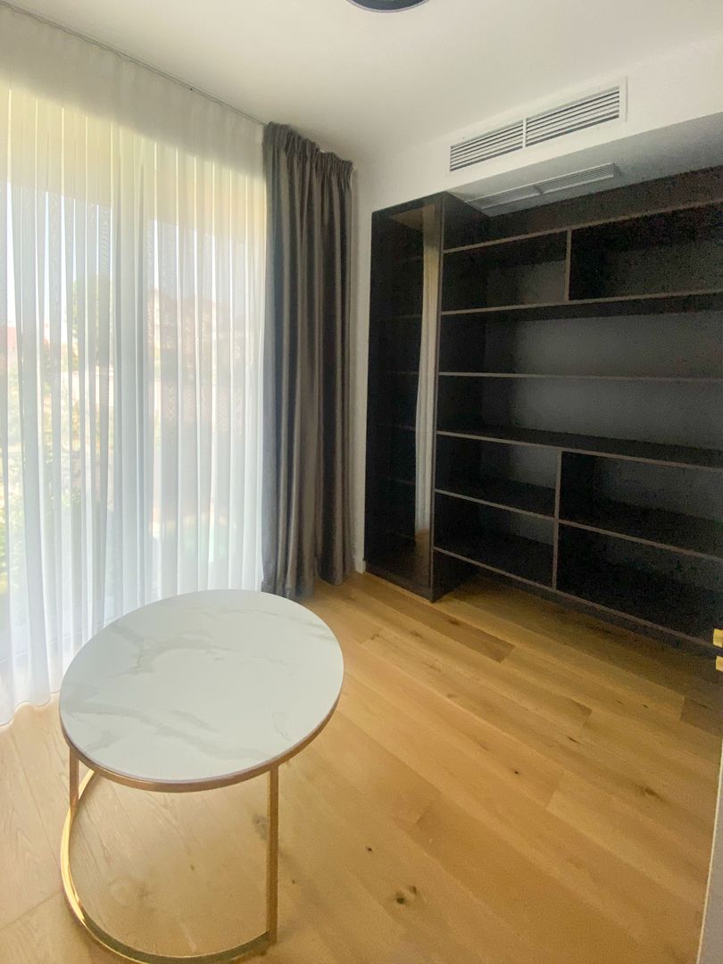Chirie | Vilă 5 camere 240mp | Curte | Parcare inclusă - Poză 11